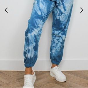 Oversized 90s Tie Dye Sweatpants